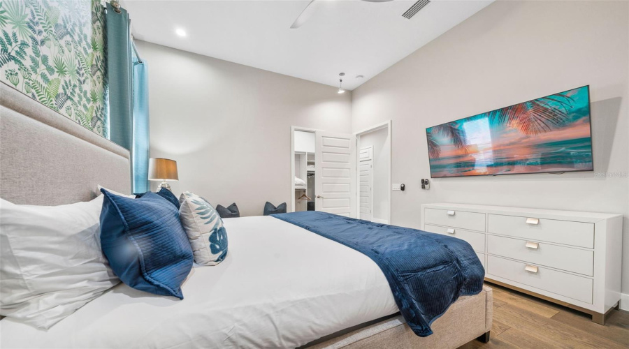 REUNION, Florida 34747, 6 Bedrooms Bedrooms, ,6 BathroomsBathrooms,Residential,For Sale,JACK NICKLAUS,0,MFRO6394439