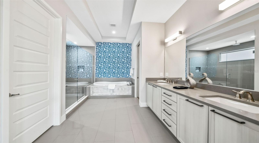 REUNION, Florida 34747, 6 Bedrooms Bedrooms, ,6 BathroomsBathrooms,Residential,For Sale,JACK NICKLAUS,0,MFRO6394439