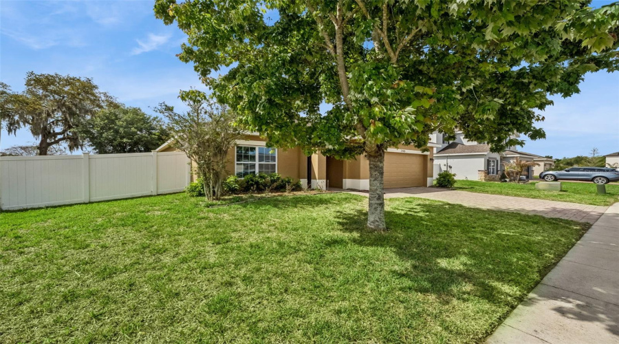 DAVENPORT, Florida 33837, 4 Bedrooms Bedrooms, ,2 BathroomsBathrooms,Residential,For Sale,WHISPERING PINES,0,MFRO6395457