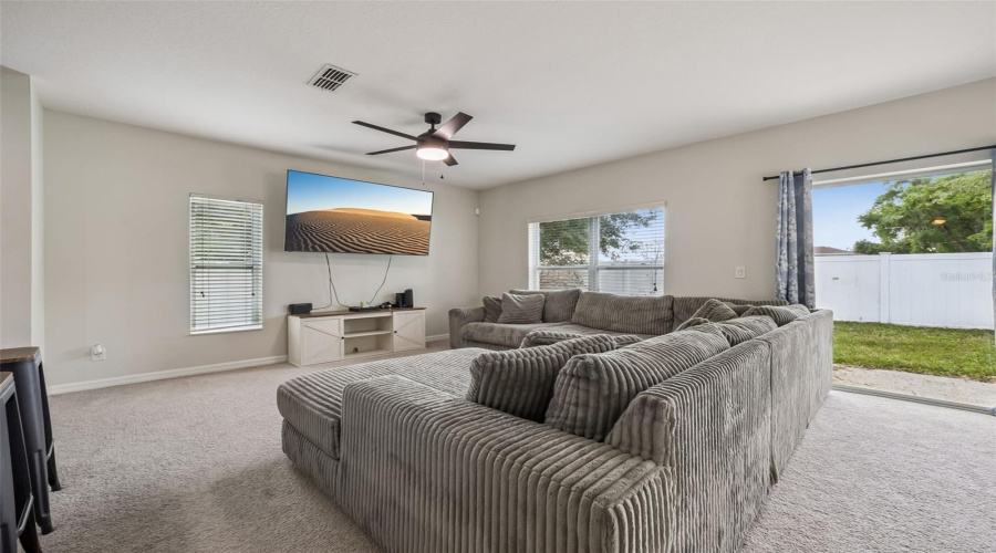 DAVENPORT, Florida 33837, 4 Bedrooms Bedrooms, ,2 BathroomsBathrooms,Residential,For Sale,WHISPERING PINES,0,MFRO6395457