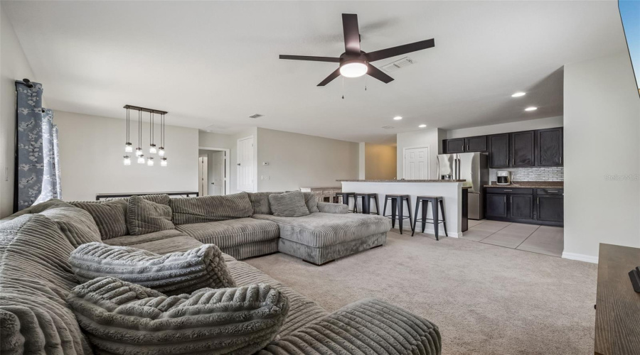 DAVENPORT, Florida 33837, 4 Bedrooms Bedrooms, ,2 BathroomsBathrooms,Residential,For Sale,WHISPERING PINES,0,MFRO6395457