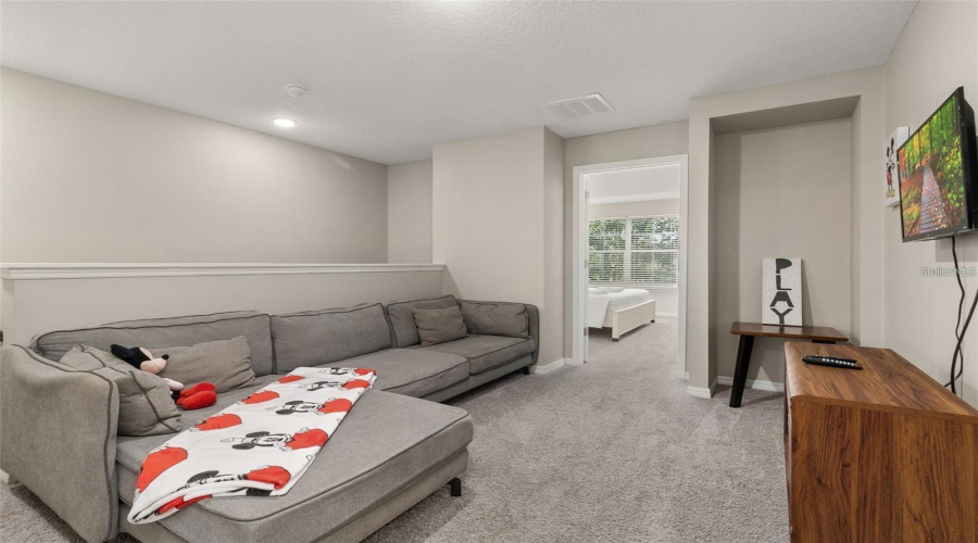 KISSIMMEE, Florida 34747, 3 Bedrooms Bedrooms, ,3 BathroomsBathrooms,Residential,For Sale,CAREY PALM,0,MFRO6395507