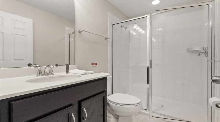 KISSIMMEE, Florida 34747, 3 Bedrooms Bedrooms, ,3 BathroomsBathrooms,Residential,For Sale,CAREY PALM,0,MFRO6395507