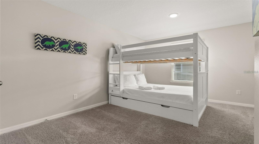 KISSIMMEE, Florida 34747, 3 Bedrooms Bedrooms, ,3 BathroomsBathrooms,Residential,For Sale,CAREY PALM,0,MFRO6395507