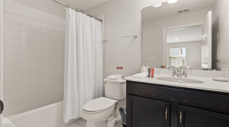 KISSIMMEE, Florida 34747, 3 Bedrooms Bedrooms, ,3 BathroomsBathrooms,Residential,For Sale,CAREY PALM,0,MFRO6395507