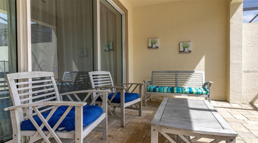 KISSIMMEE, Florida 34747, 3 Bedrooms Bedrooms, ,3 BathroomsBathrooms,Residential,For Sale,CAREY PALM,0,MFRO6395507