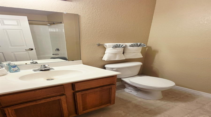 KISSIMMEE, Florida 34746, 3 Bedrooms Bedrooms, ,2 BathroomsBathrooms,Residential,For Sale,GALA,0,MFRS5146981