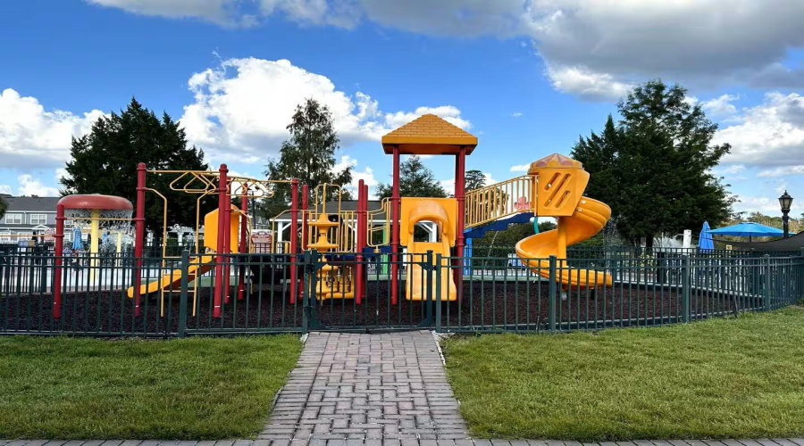 KISSIMMEE, Florida 34746, 3 Bedrooms Bedrooms, ,2 BathroomsBathrooms,Residential,For Sale,GALA,0,MFRS5146981