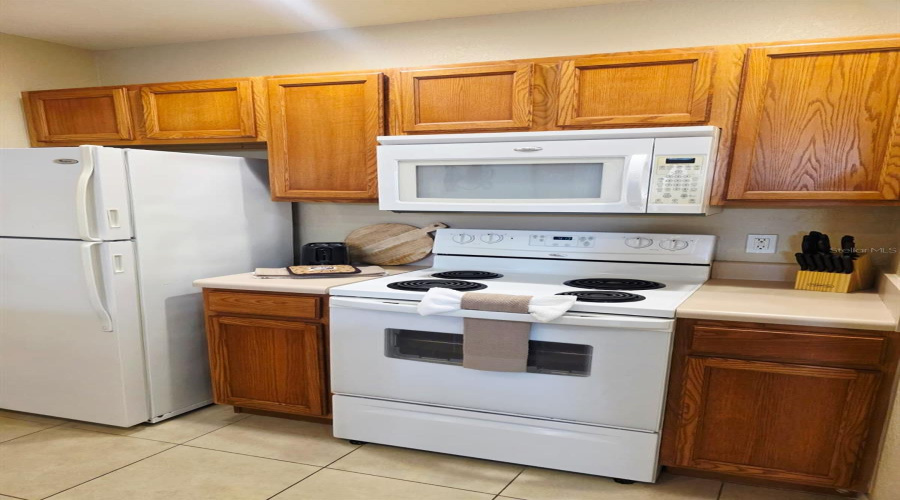 KISSIMMEE, Florida 34746, 3 Bedrooms Bedrooms, ,2 BathroomsBathrooms,Residential,For Sale,GALA,0,MFRS5146981