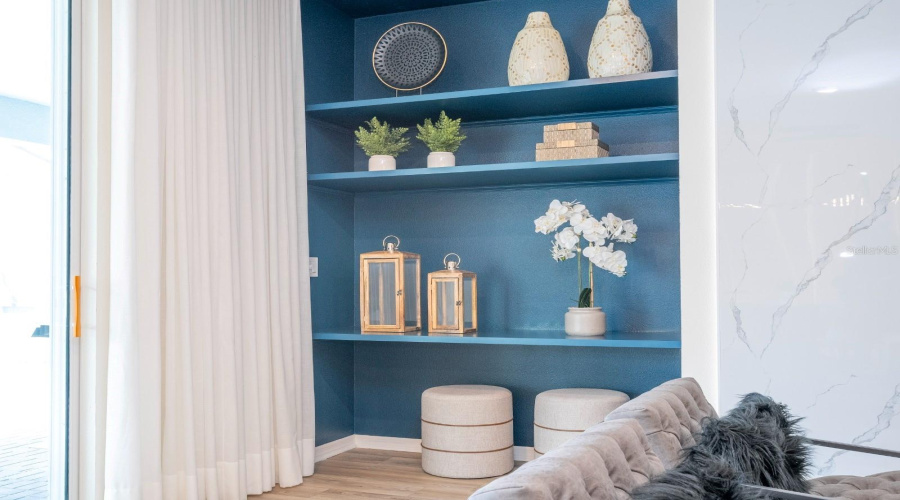 DAVENPORT, Florida 33897, 10 Bedrooms Bedrooms, ,8 BathroomsBathrooms,Residential,For Sale,LANA,0,MFRO6394832