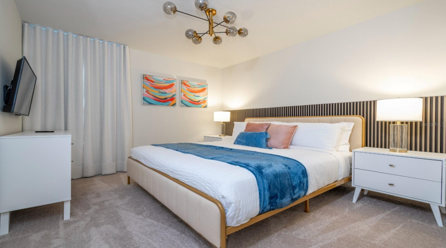 DAVENPORT, Florida 33897, 10 Bedrooms Bedrooms, ,8 BathroomsBathrooms,Residential,For Sale,LANA,0,MFRO6394832