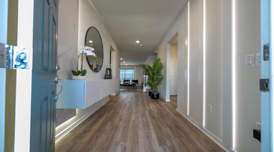 DAVENPORT, Florida 33897, 10 Bedrooms Bedrooms, ,8 BathroomsBathrooms,Residential,For Sale,LANA,0,MFRO6394832