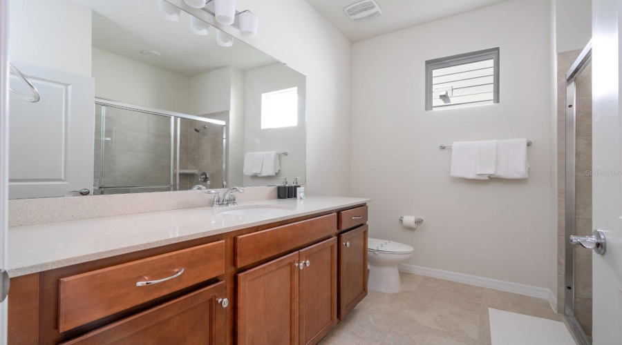 DAVENPORT, Florida 33897, 10 Bedrooms Bedrooms, ,8 BathroomsBathrooms,Residential,For Sale,LANA,0,MFRO6394832