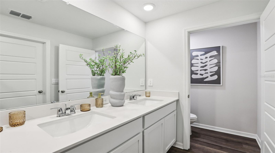 DAVENPORT, Florida 33837, 4 Bedrooms Bedrooms, ,2 BathroomsBathrooms,Residential,For Sale,MOUNTAIN,0,MFRO6395733