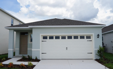 DAVENPORT, Florida 33837, 4 Bedrooms Bedrooms, ,2 BathroomsBathrooms,Residential,For Sale,SNOWFALL,0,MFRO6395745