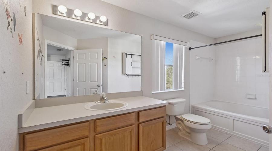 DAVENPORT, Florida 33897, 3 Bedrooms Bedrooms, ,3 BathroomsBathrooms,Residential,For Sale,BERGAMO,0,MFRO6395406