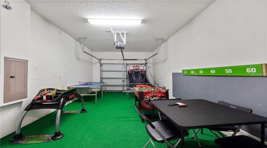 DAVENPORT, Florida 33837, 5 Bedrooms Bedrooms, ,5 BathroomsBathrooms,Residential,For Sale,SOLTERRA,0,MFRO6393866