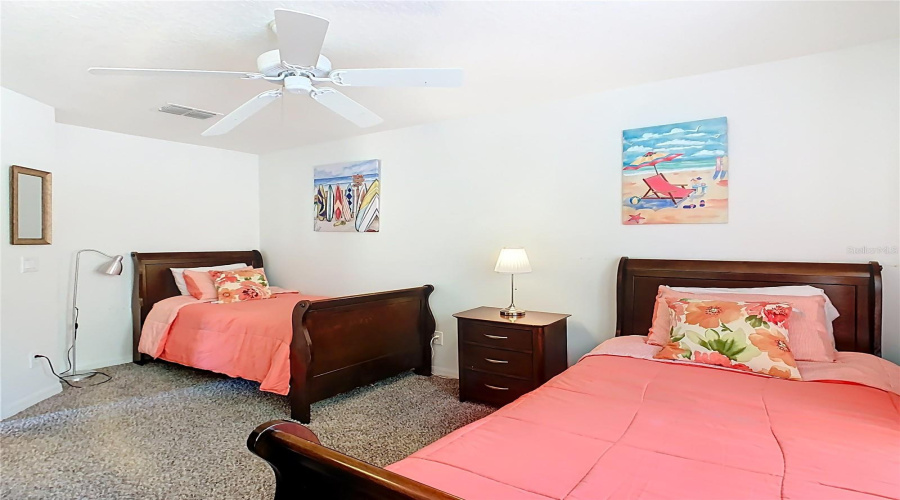 KISSIMMEE, Florida 34747, 4 Bedrooms Bedrooms, ,3 BathroomsBathrooms,Residential,For Sale,YELLOW LANTANA LN,0,MFRO6301286