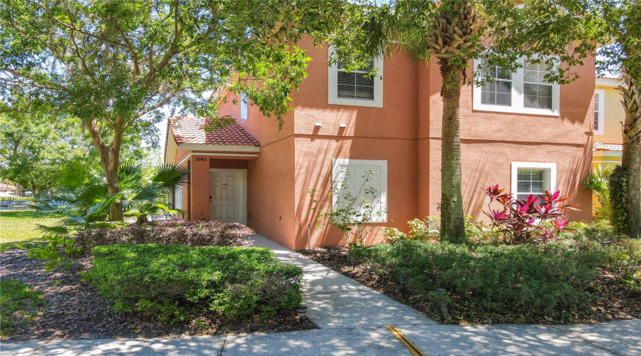 KISSIMMEE, Florida 34747, 4 Bedrooms Bedrooms, ,3 BathroomsBathrooms,Residential,For Sale,YELLOW LANTANA LN,0,MFRO6301286