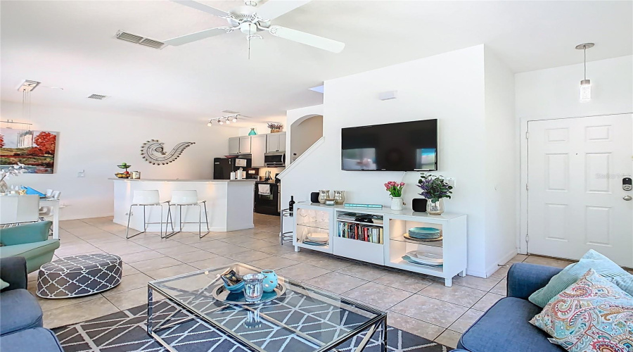 KISSIMMEE, Florida 34747, 4 Bedrooms Bedrooms, ,3 BathroomsBathrooms,Residential,For Sale,YELLOW LANTANA LN,0,MFRO6301286