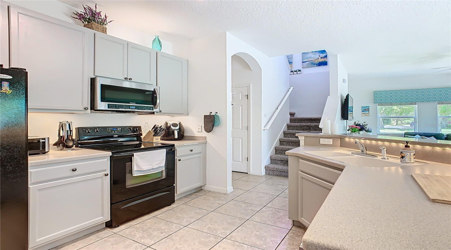 KISSIMMEE, Florida 34747, 4 Bedrooms Bedrooms, ,3 BathroomsBathrooms,Residential,For Sale,YELLOW LANTANA LN,0,MFRO6301286