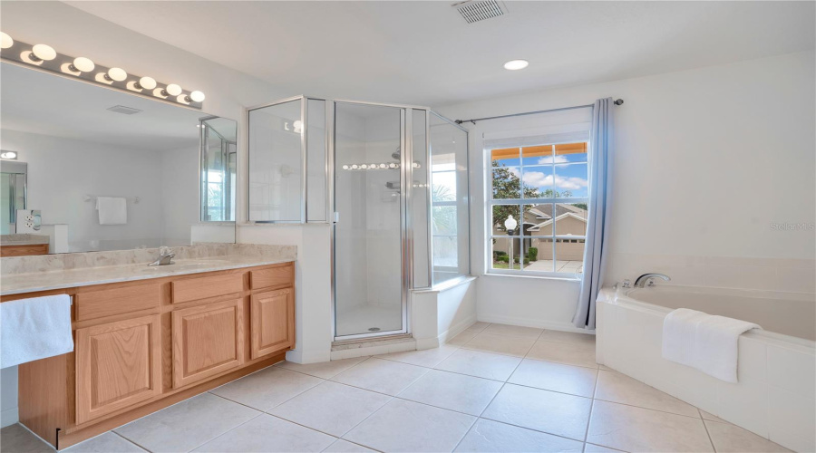 ORLANDO, Florida 32836, 4 Bedrooms Bedrooms, ,2 BathroomsBathrooms,Residential,For Sale,PECKY CYPRESS,0,MFRO6395772