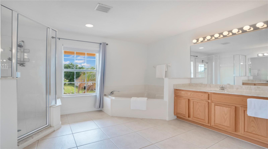 ORLANDO, Florida 32836, 4 Bedrooms Bedrooms, ,2 BathroomsBathrooms,Residential,For Sale,PECKY CYPRESS,0,MFRO6395772