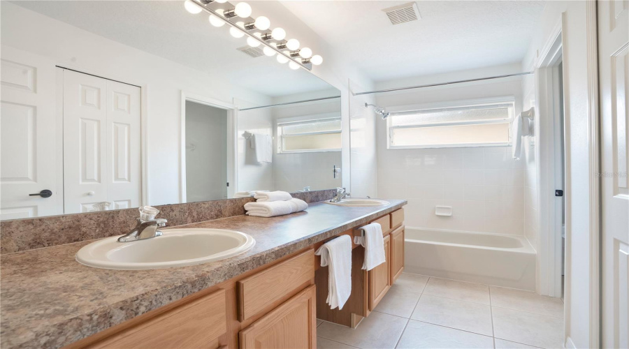 ORLANDO, Florida 32836, 4 Bedrooms Bedrooms, ,2 BathroomsBathrooms,Residential,For Sale,PECKY CYPRESS,0,MFRO6395772