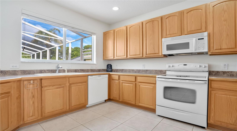 ORLANDO, Florida 32836, 4 Bedrooms Bedrooms, ,2 BathroomsBathrooms,Residential,For Sale,PECKY CYPRESS,0,MFRO6395772