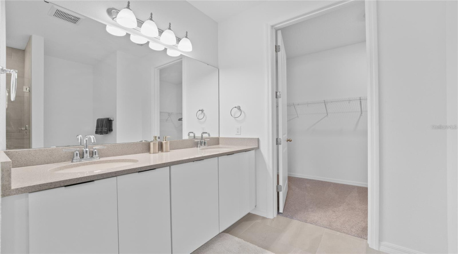 DAVENPORT, Florida 33896, 4 Bedrooms Bedrooms, ,2 BathroomsBathrooms,Residential,For Sale,LANCASHIRE,0,MFRA4669180