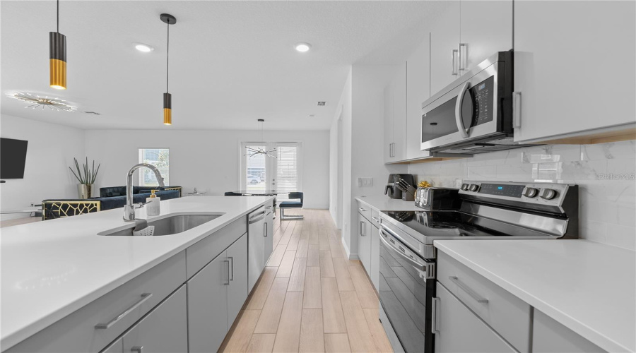 DAVENPORT, Florida 33896, 4 Bedrooms Bedrooms, ,2 BathroomsBathrooms,Residential,For Sale,LANCASHIRE,0,MFRA4669180