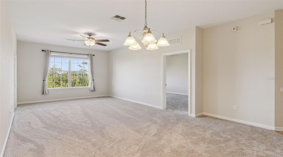 DAVENPORT, Florida 33896, 3 Bedrooms Bedrooms, ,2 BathroomsBathrooms,Residential,For Sale,PORTOFINO,0,MFRO6368027