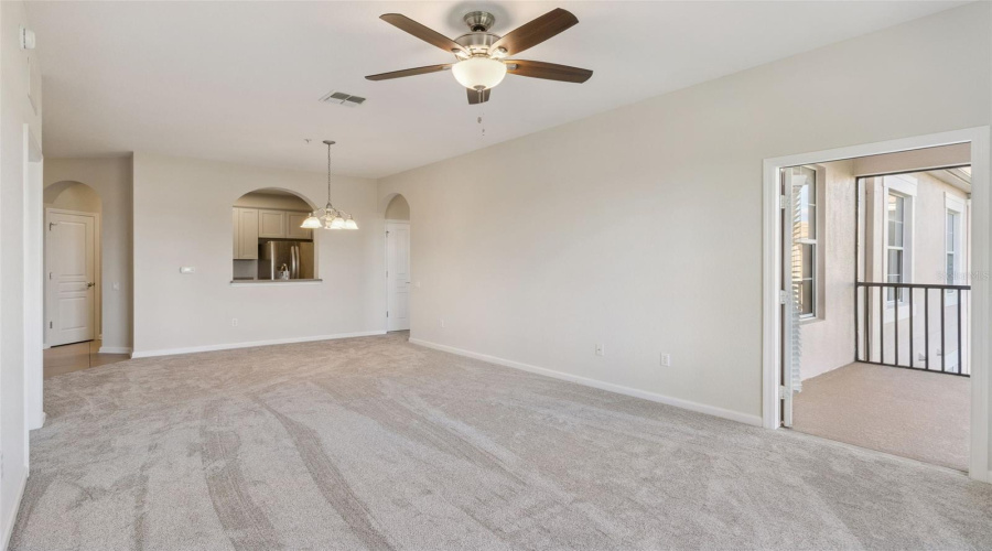 DAVENPORT, Florida 33896, 3 Bedrooms Bedrooms, ,2 BathroomsBathrooms,Residential,For Sale,PORTOFINO,0,MFRO6368027