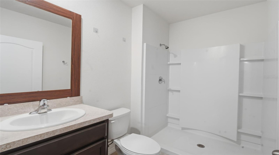 DAVENPORT, Florida 33837, 5 Bedrooms Bedrooms, ,3 BathroomsBathrooms,Residential,For Sale,BERRY,0,MFRP4938314