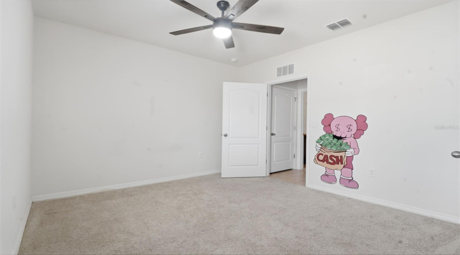 DAVENPORT, Florida 33837, 5 Bedrooms Bedrooms, ,3 BathroomsBathrooms,Residential,For Sale,BERRY,0,MFRP4938314