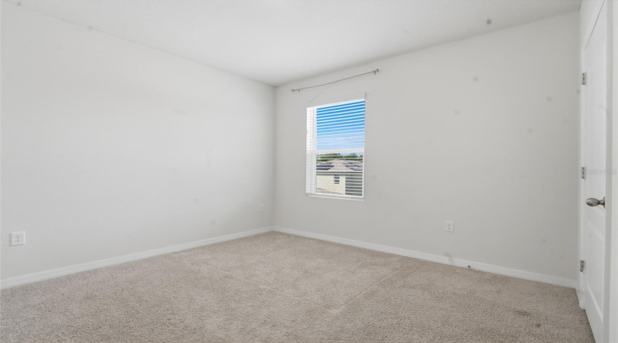 DAVENPORT, Florida 33837, 5 Bedrooms Bedrooms, ,3 BathroomsBathrooms,Residential,For Sale,BERRY,0,MFRP4938314