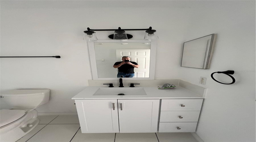 Ensuite Bathroom vanity