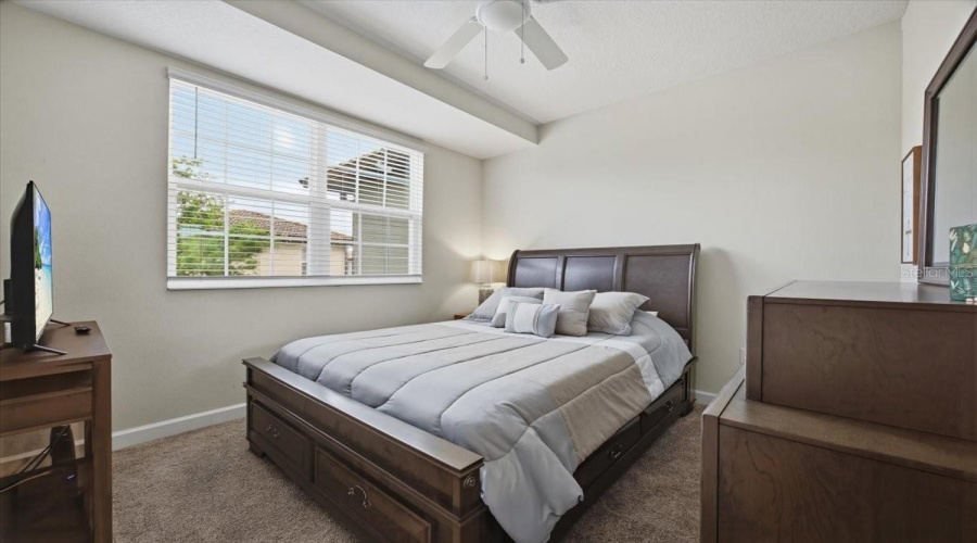 DAVENPORT, Florida 33896, 3 Bedrooms Bedrooms, ,2 BathroomsBathrooms,Residential,For Sale,SHINNECOCK HILLS,0,MFRO6395807