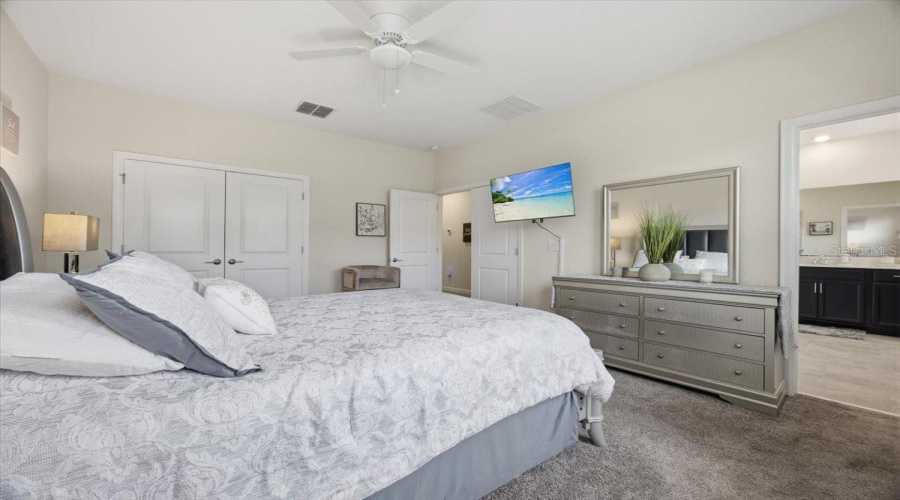 DAVENPORT, Florida 33896, 3 Bedrooms Bedrooms, ,2 BathroomsBathrooms,Residential,For Sale,SHINNECOCK HILLS,0,MFRO6395807