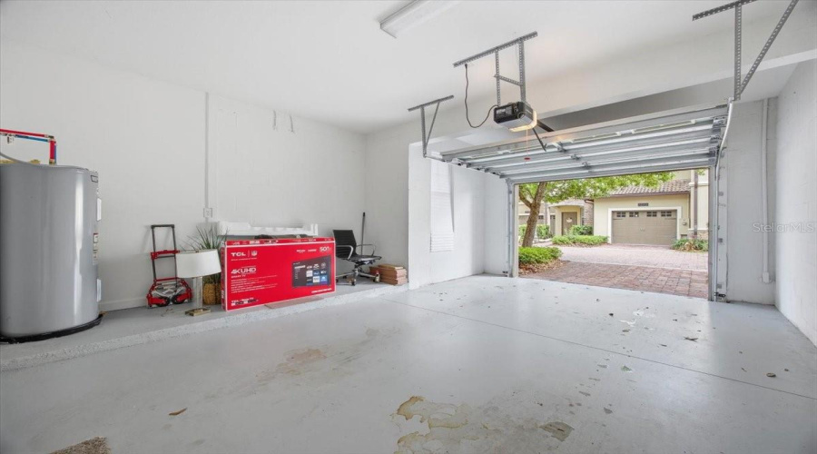 DAVENPORT, Florida 33896, 3 Bedrooms Bedrooms, ,2 BathroomsBathrooms,Residential,For Sale,SHINNECOCK HILLS,0,MFRO6395807