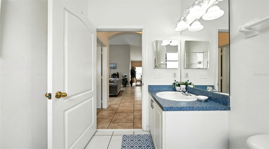 DAVENPORT, Florida 33897, 5 Bedrooms Bedrooms, ,4 BathroomsBathrooms,Residential,For Sale,TUSCAN HILLS,0,MFRS5134240