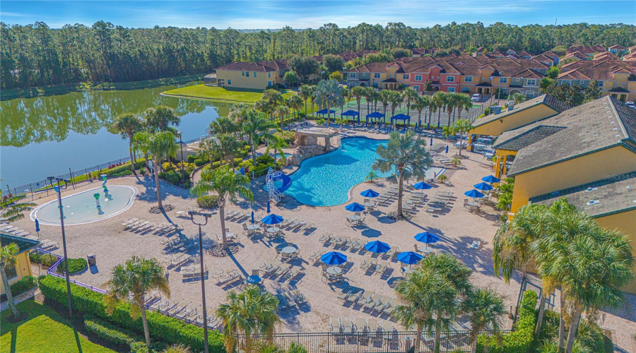 KISSIMMEE, Florida 34747, 4 Bedrooms Bedrooms, ,3 BathroomsBathrooms,Residential,For Sale,CALIFORNIA PALM,0,MFRO6351042