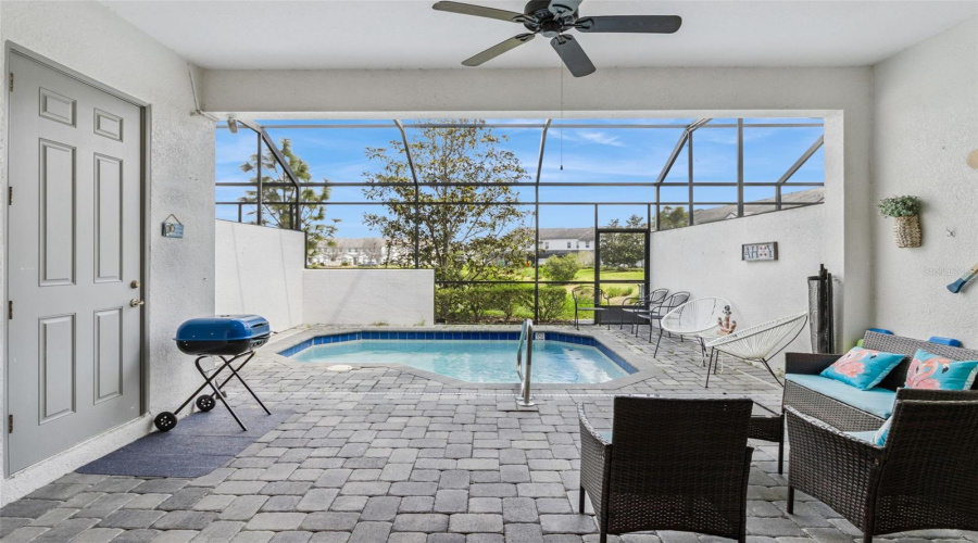 DAVENPORT, Florida 33896, 3 Bedrooms Bedrooms, ,2 BathroomsBathrooms,Residential,For Sale,CAPTIVA,0,MFRO6395317