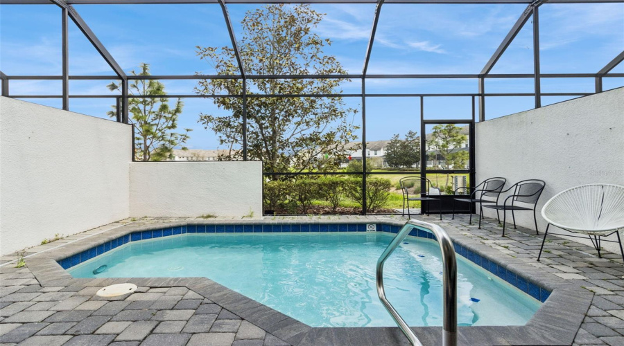 DAVENPORT, Florida 33896, 3 Bedrooms Bedrooms, ,2 BathroomsBathrooms,Residential,For Sale,CAPTIVA,0,MFRO6395317