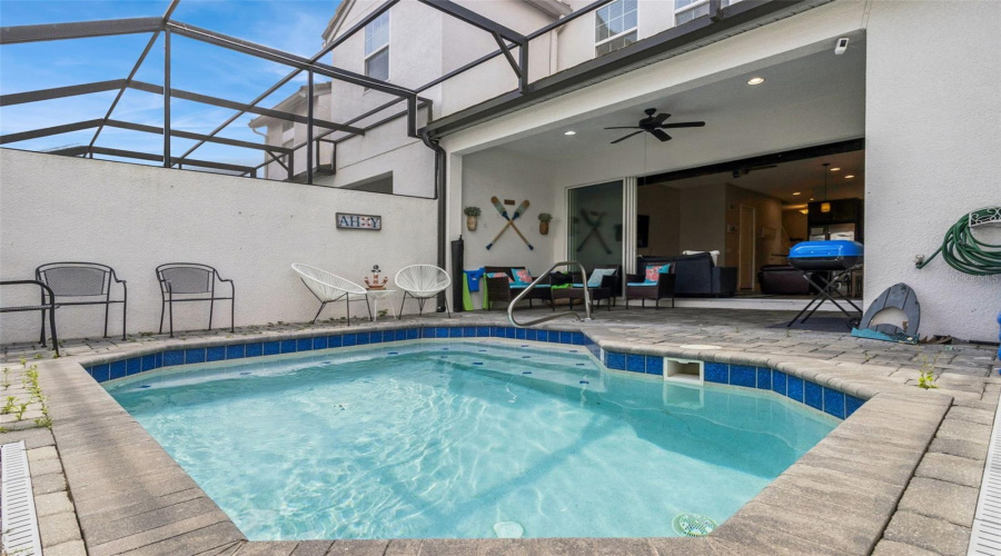 DAVENPORT, Florida 33896, 3 Bedrooms Bedrooms, ,2 BathroomsBathrooms,Residential,For Sale,CAPTIVA,0,MFRO6395317