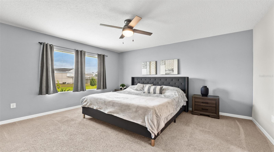 DAVENPORT, Florida 33896, 3 Bedrooms Bedrooms, ,2 BathroomsBathrooms,Residential,For Sale,ABERDEEN DR,0,MFRO6395827