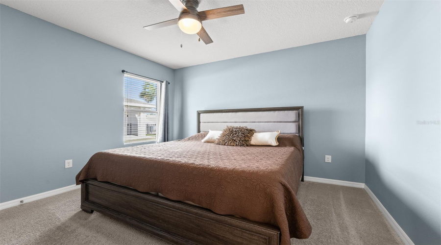 DAVENPORT, Florida 33896, 3 Bedrooms Bedrooms, ,2 BathroomsBathrooms,Residential,For Sale,ABERDEEN DR,0,MFRO6395827