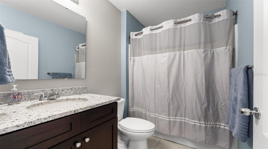 DAVENPORT, Florida 33896, 3 Bedrooms Bedrooms, ,2 BathroomsBathrooms,Residential,For Sale,ABERDEEN DR,0,MFRO6395827