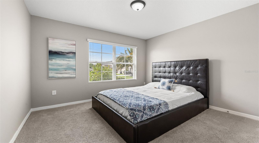 DAVENPORT, Florida 33896, 3 Bedrooms Bedrooms, ,2 BathroomsBathrooms,Residential,For Sale,ABERDEEN DR,0,MFRO6395827