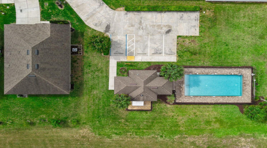 DAVENPORT, Florida 33896, 3 Bedrooms Bedrooms, ,2 BathroomsBathrooms,Residential,For Sale,ABERDEEN DR,0,MFRO6395827